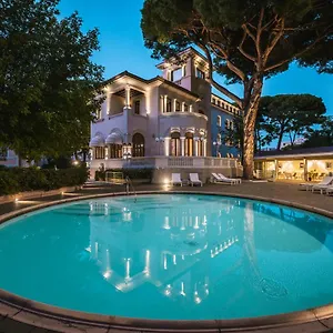 **** Hotel De La Italie